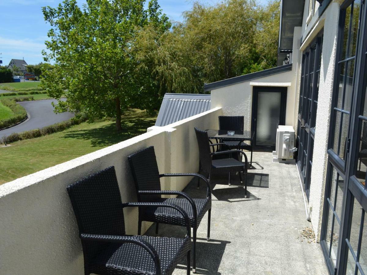 Salty Dog Inn Snells Beach Εξωτερικό φωτογραφία