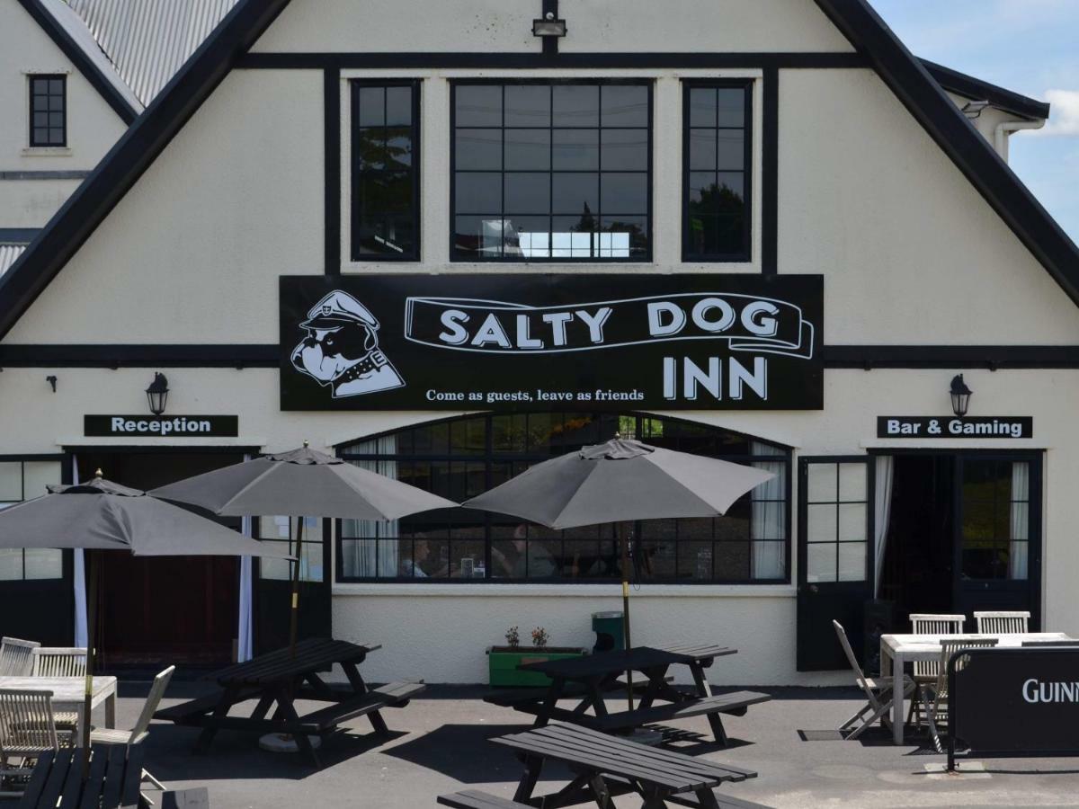 Salty Dog Inn Snells Beach Εξωτερικό φωτογραφία